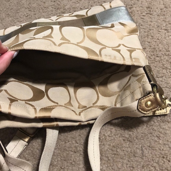 Coach crossbody - Picture 4 of 8